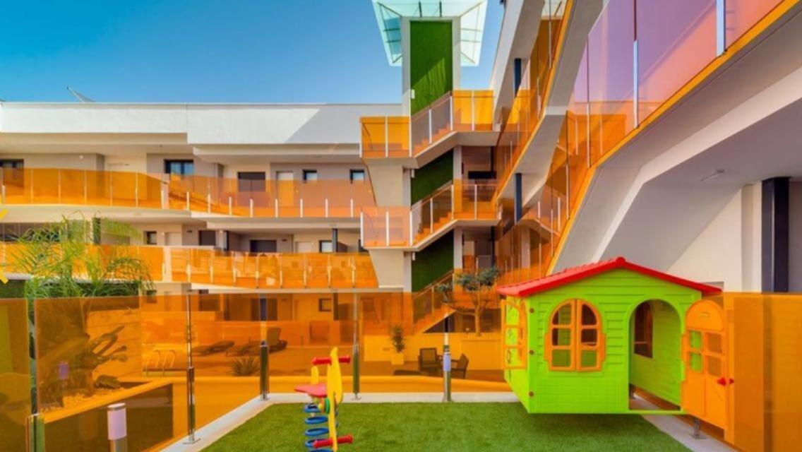 Умные Новые Аппартаменты В Торревьехе Torrevieja Luaran gambar
